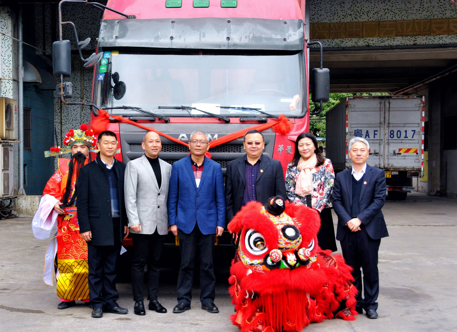 17.新年發(fā)貨忙,喜迎開門紅_meitu_11.jpg 17.新年發(fā)貨忙,喜迎開門紅_meitu_11.jpg