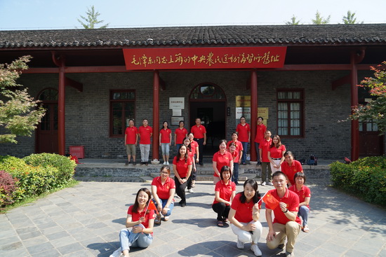 慶祝新中國(guó)成立70周年.jpg 慶祝新中國(guó)成立70周年.jpg